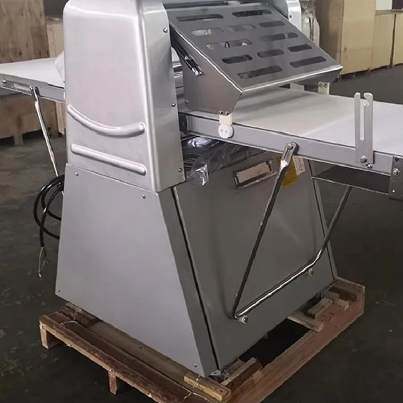 Automatic Dough Sheeter Machine European Croissant Baking Equipment Puff Pastry Dough Sheeter