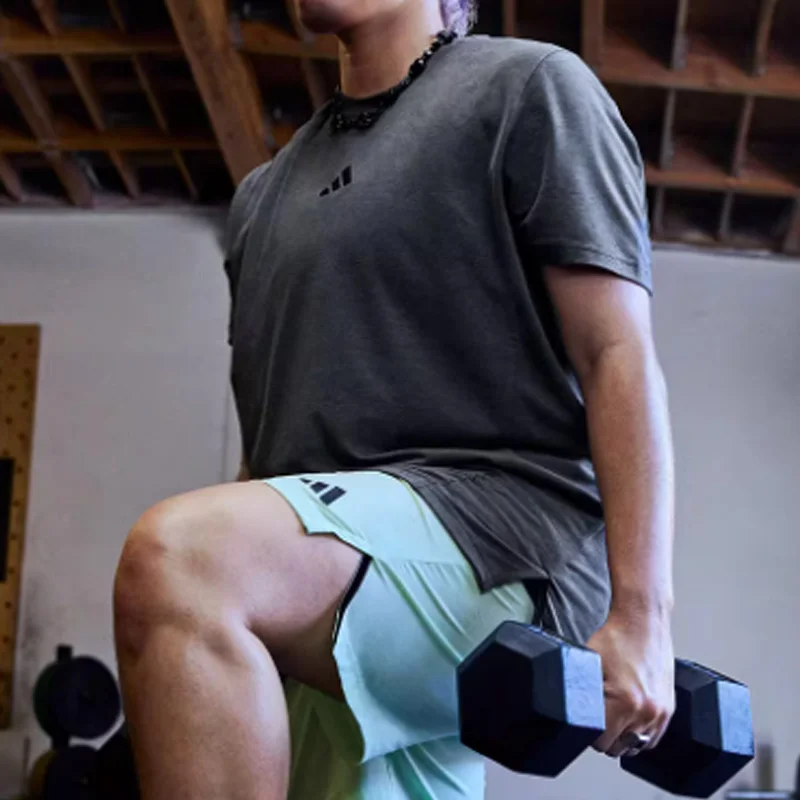 

Мужская футболка adidas 2026 Summer New Style IS3809 для тренировок, быстросохнущая, с коротким рукавом и круглым вырезом