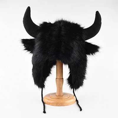 

Big black horn Mao Mao Lei Feng hat, warm ears in winter, windproof and cold-proof, cycling bull head hat average size (55-60cm)