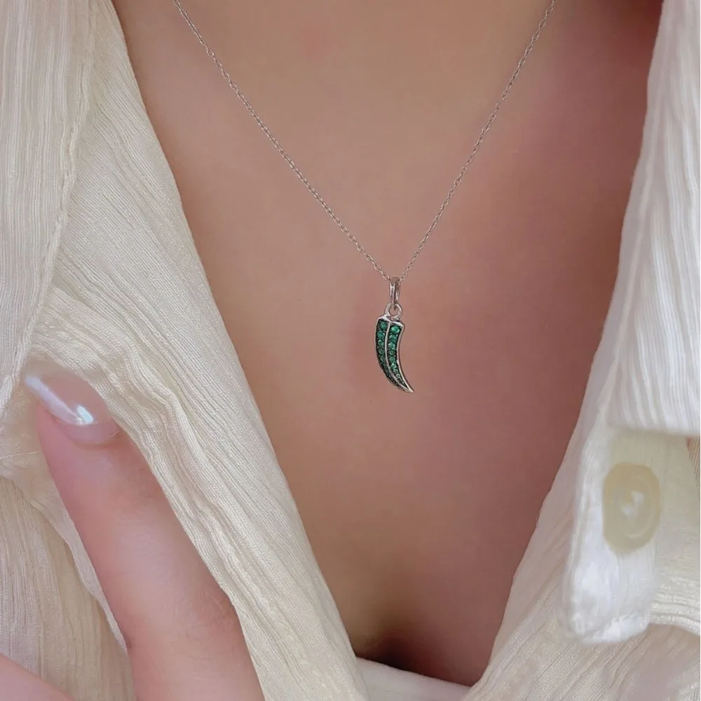 

Новая легкая роскошная цепочка на шею 2025 года, уникальная форма, изысканное мастерство, женское повседневное универсальное бутиковое ожерелье