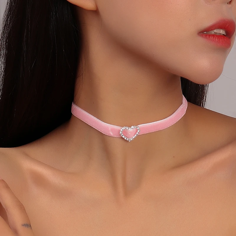 Aihua Sexy rote Samt-Choker-Halsketten für Frauen, Kristall-Herz-Halskette, Braut, Hochzeit, Party, Schmuck am Halskragen – Detail 12