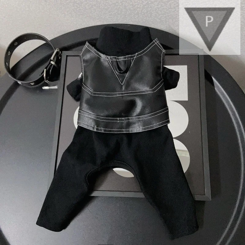 Luxury Leather Dog Jacket Sleeveless Locosuit Puppy Costume Classic P Triangle Design for Small Medium Dogs Short Puppy Vest