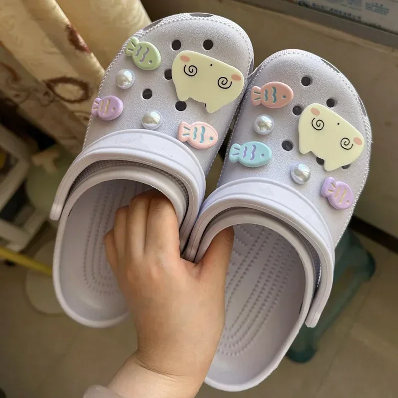Cute Cat & Fish Shoe Charms 12 Pcs DIY Decorations for Girls Clogs Garden Sandals Gift, No Fasteners Included