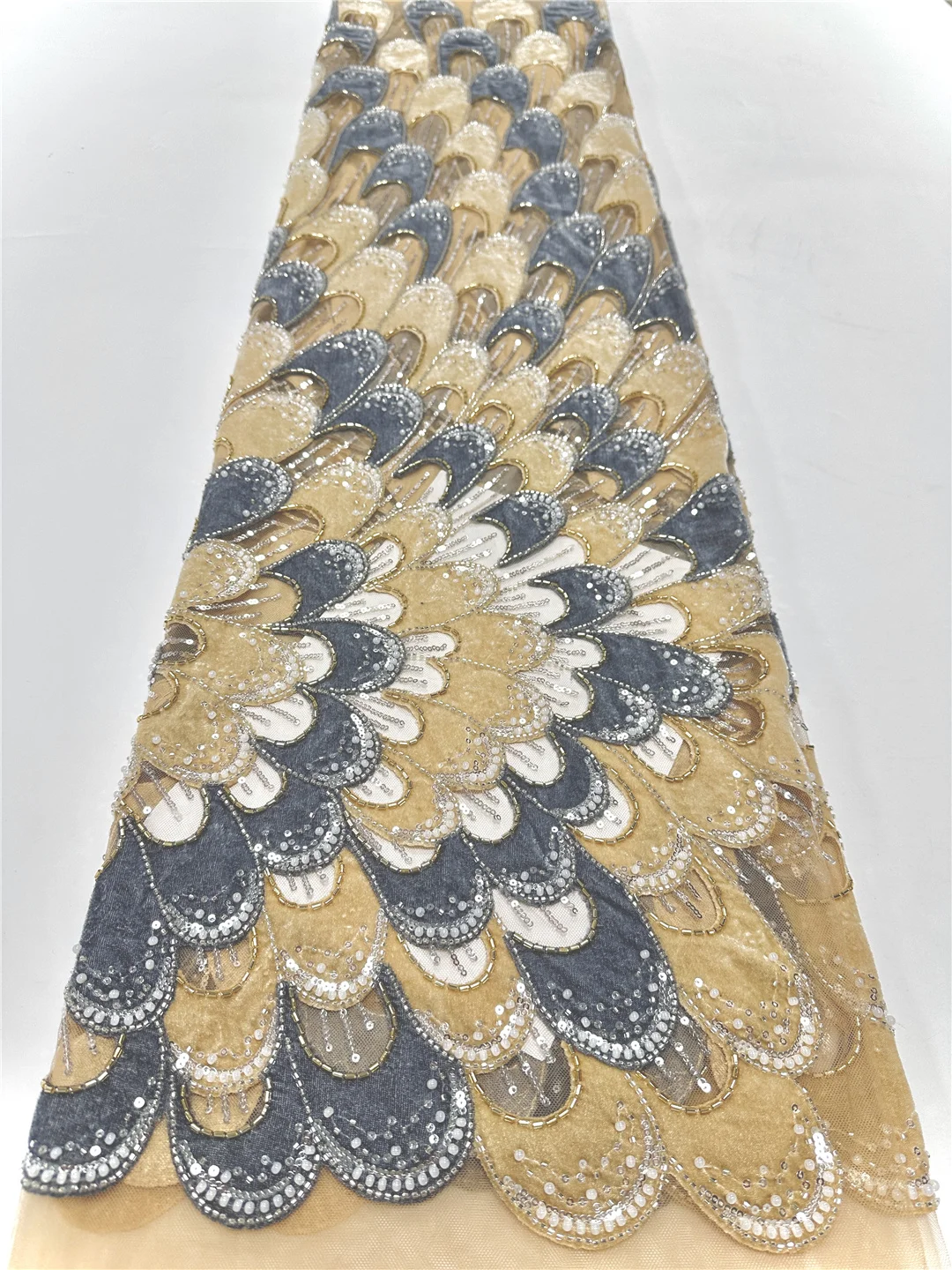 

Nigerian African Lace Fabric High Quality Hamdmade Beads Bridal Lace Fabric Luxury Sequins Embroidery For Wedding -SHIT