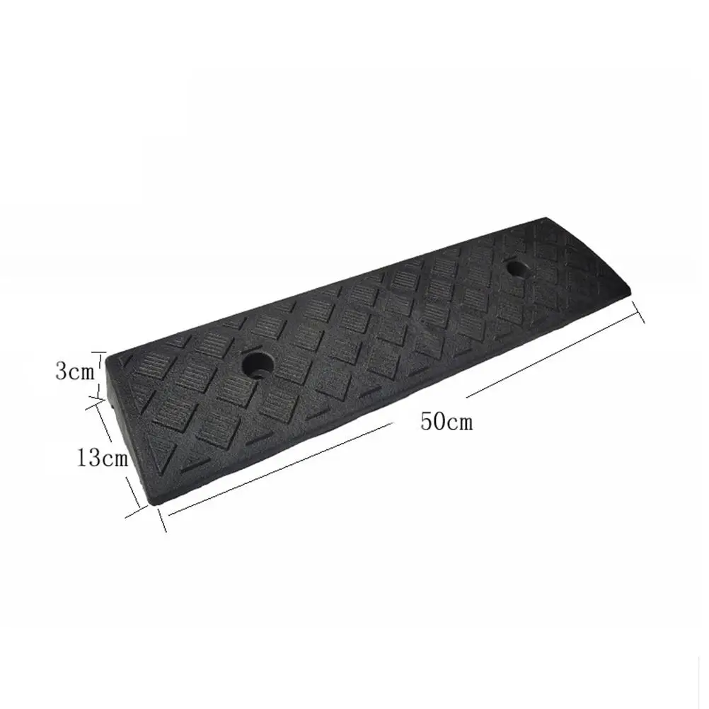 Random Color Auto Car Threshold Ramp Plastic Portable Curb Ramp Anti Slip Lightweight Threshold Ramp for Car Trailer Truck Bike