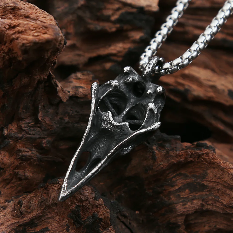 New Vintage Style Stainless Steel Viking Crow Skull Pendant Necklace For Men Fashion Unique Animal Necklaces Amulet Jewelry Gift