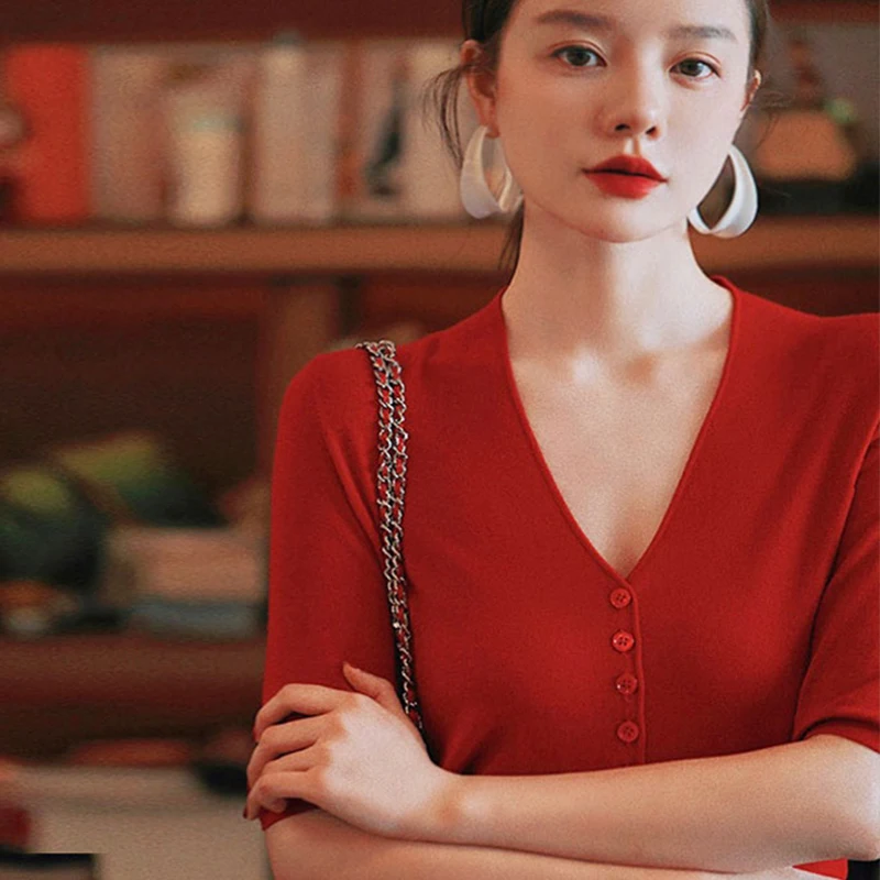 

Women's Worsted Wool V-neck Short Sleeved Single Breasted Knitted Sweater 2024 Summer New Fashion Simple Commuting Solid T-shirt