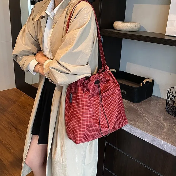 Universal Summer 2025 Women's Shoulder Bag Drawstring Nylon Fabric One Size Fits All Casual Simple Style Handbag for Daily Use