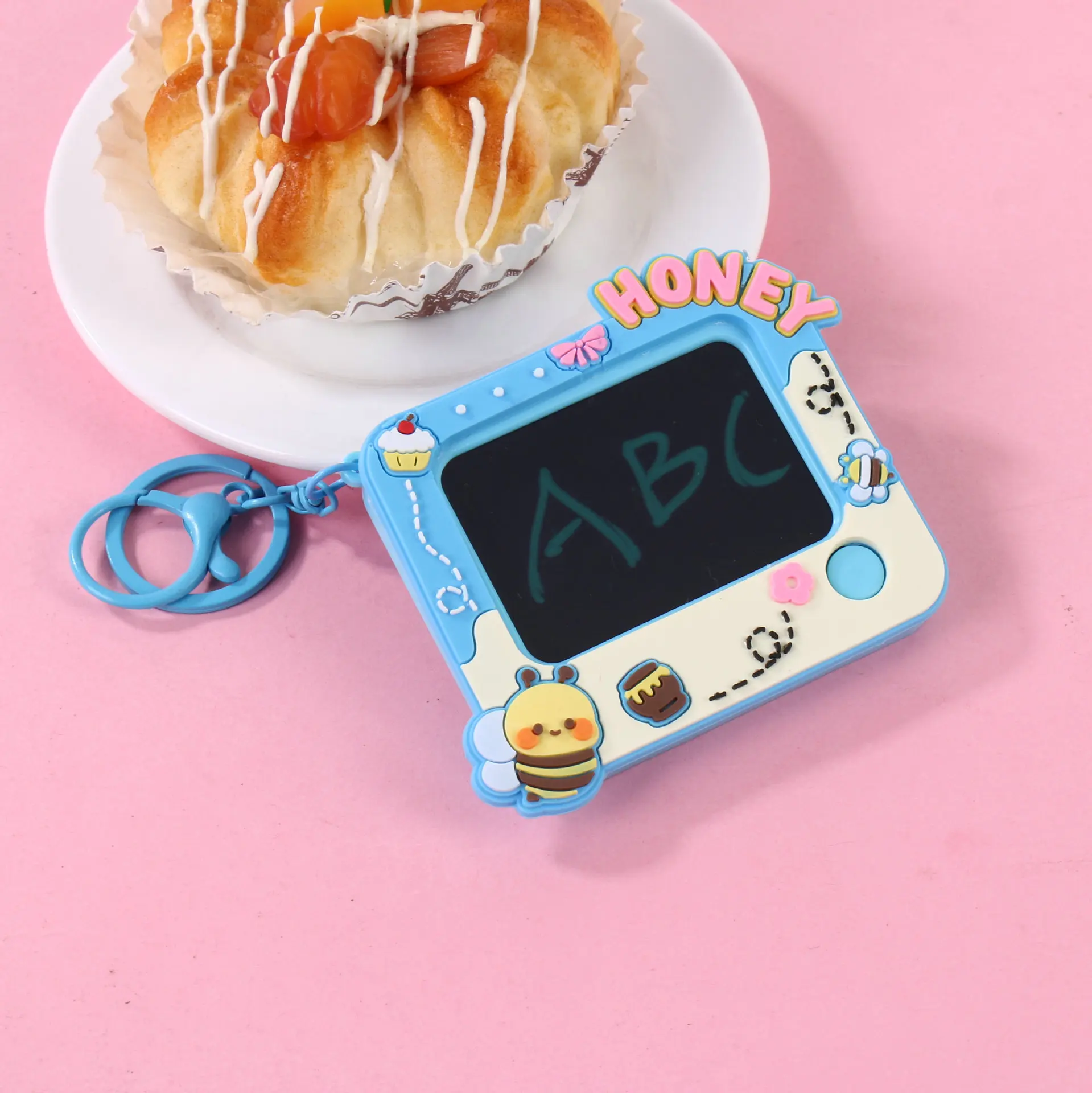 Porte-clés abeille mignon et exquis, planche à dessin avec labyrinthe Simple, jouet de jeu, breloque pour sac à dos, porte-clés de voiture pour Couple, pendentif, cadeau