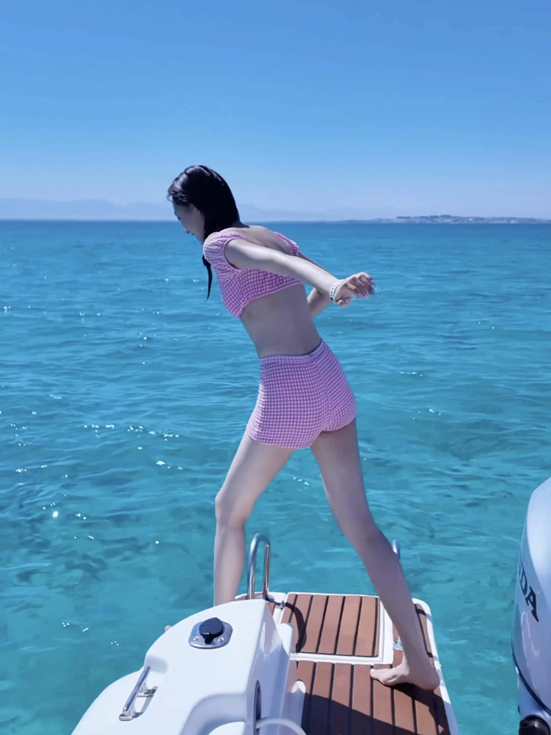 

Женский купальник-бикини розовый в клетку, с короткими рукавами, термо-эффект, для спа, корректирующий фигуру, комплект из двух предметов, для пляжного отдыха