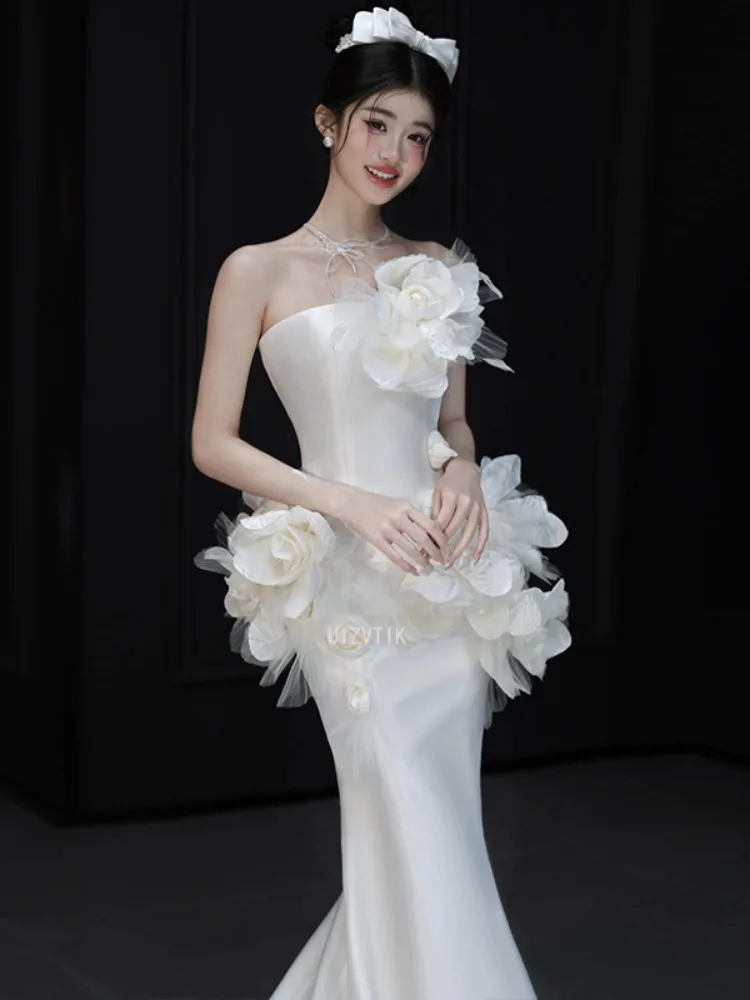 Lichte luxe satijnen trouwjurken dames strapless zeemeermin galajurk 3D bloemenapplicaties trein zoom formele feestavondjurk