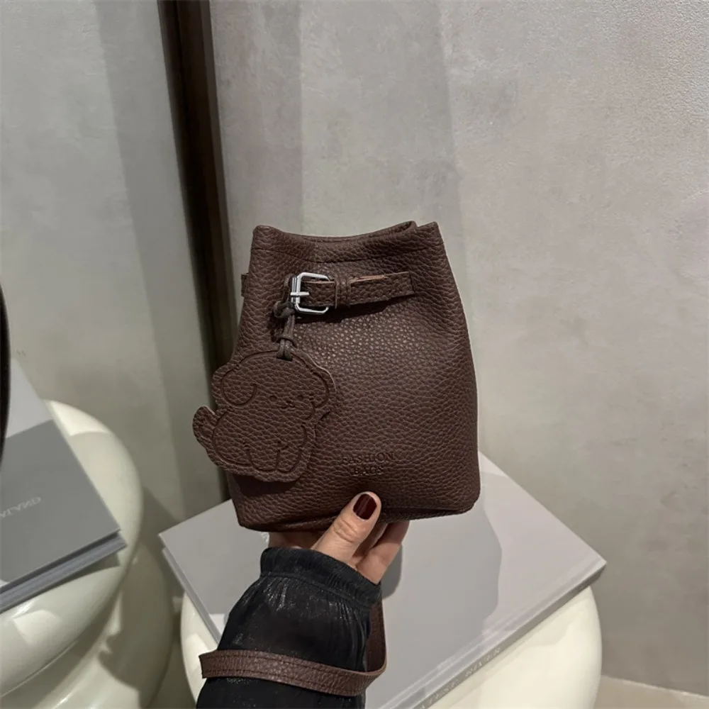 

Simple Designer Basket Bag Luxury Casual Crossbody Bag Commuting Pu Leather Women's Shoulder Bag Ladies