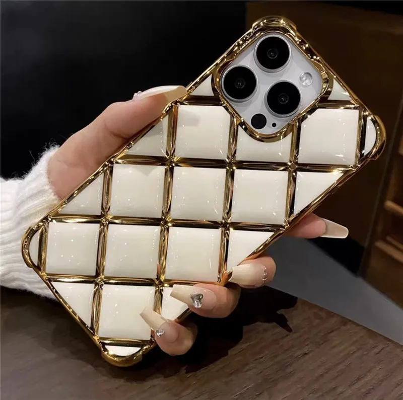 

Lovebay Electroplated Lattice Diamond Shell Cover For iPhone15 14 13 12 11 Pro Max Shockproof Anti-fall Creative Protection Case
