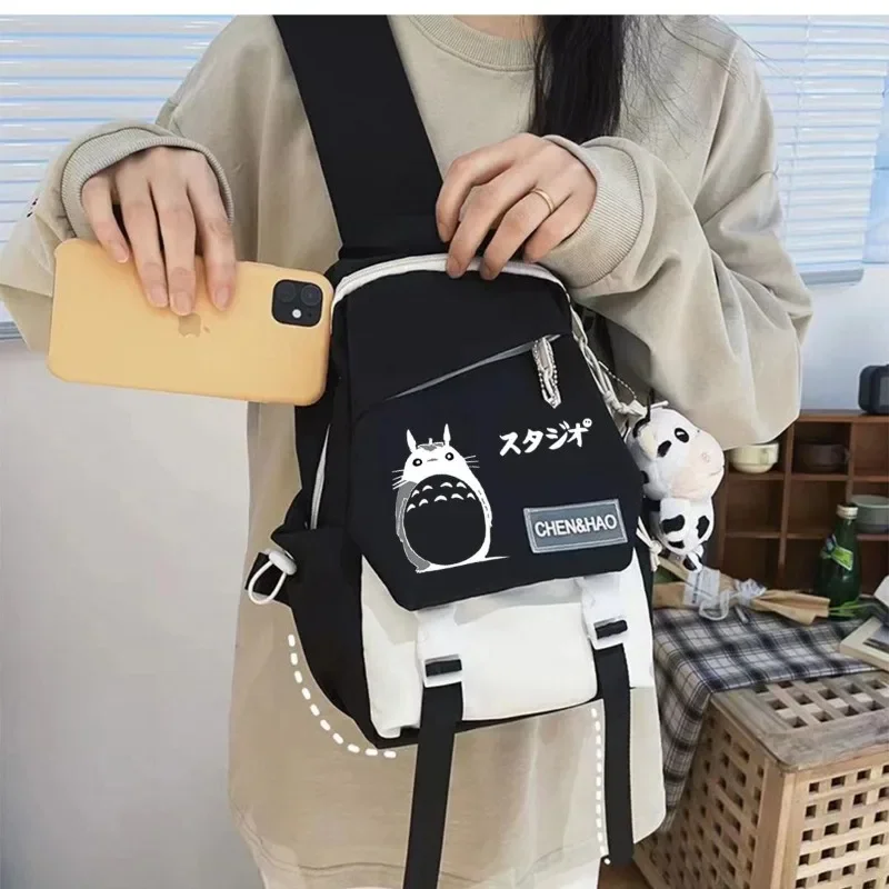 Totoro cartoon anime diagonal cross bag casual men and women college students shoulder bag fashionable chest bag gift