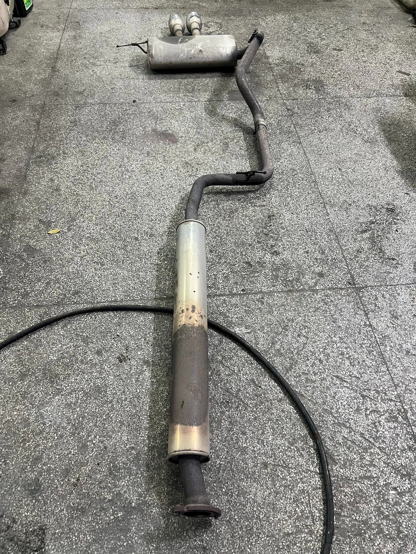 Per Ford Focus ST 2.0T Sistema di fuga di scarico per auto Taibosi Performance Silenziatore con valvola elettrica Telecomando senza fili Modifica del suono