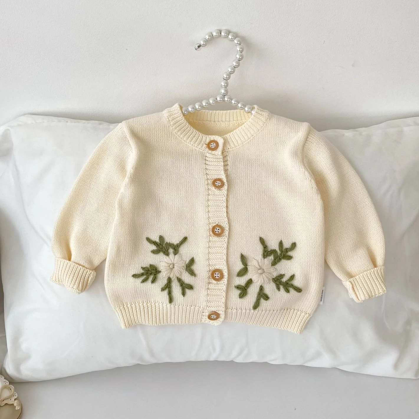 Girls Sweater 2026 Spring and Autumn New Children's Clothing Korean Girl Baby Hand-embroidered Long-sleeved Knitted Cardigan