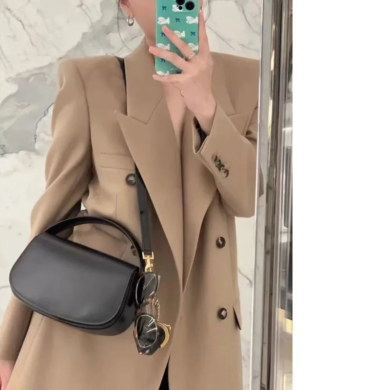 2024 new Metal Buckle Saddle Showcasing Minimalism, Armpit Feel, Women Bag Classic Versatile Ladies handbag small shoulder bag