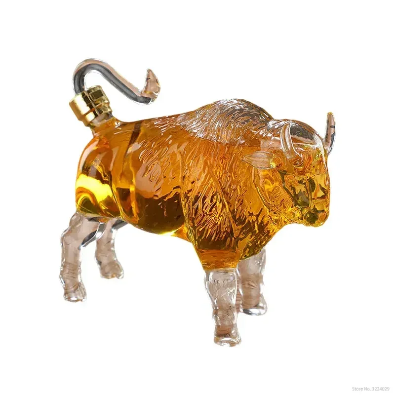 Yak Shaped Animal Lead-free Glass Wine Decanter, Hand Blown Barware, Whiskey Decanters for Liquor, Scotch Bourbon, 750ml