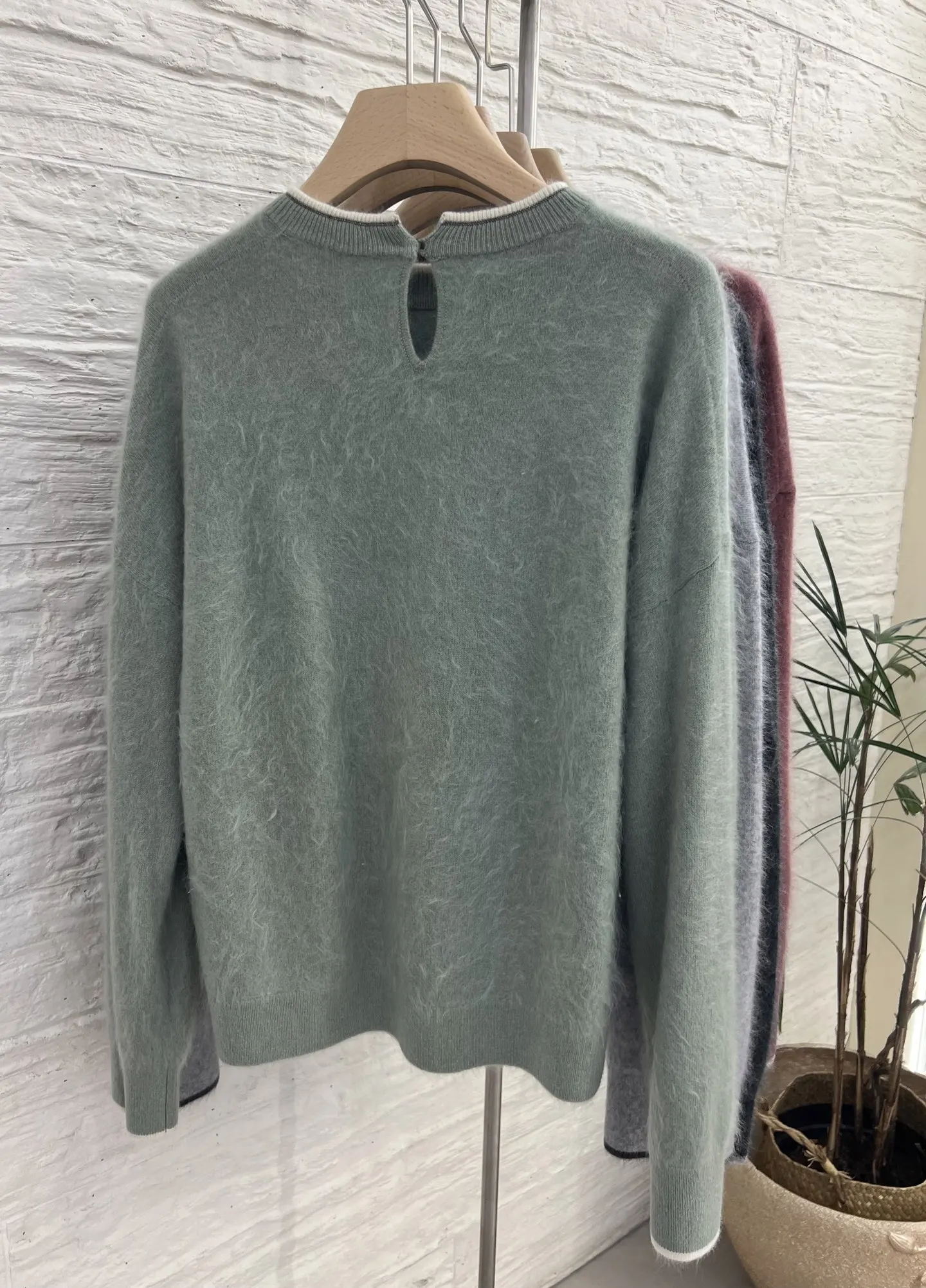 

Ladies' Early Autumn New High-Quality Cashmere Brushed Sweater Round Neck Long-Sleeved Sweater Fashionable And Versatile Casual