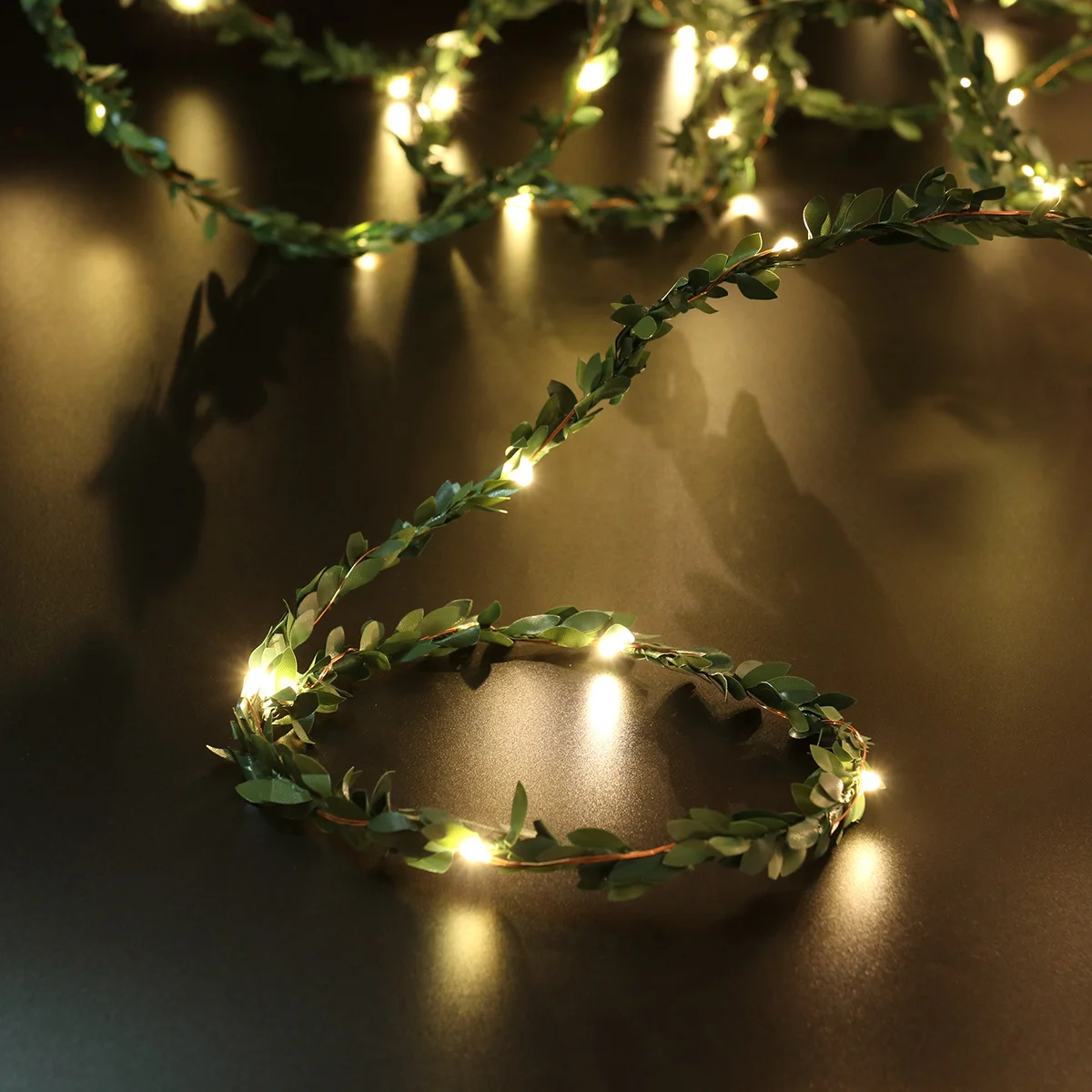 

30 LED Leaf Garland String Lights Operated Flexible Copper Wire Indoor Outdoor Energy Saving Decorative