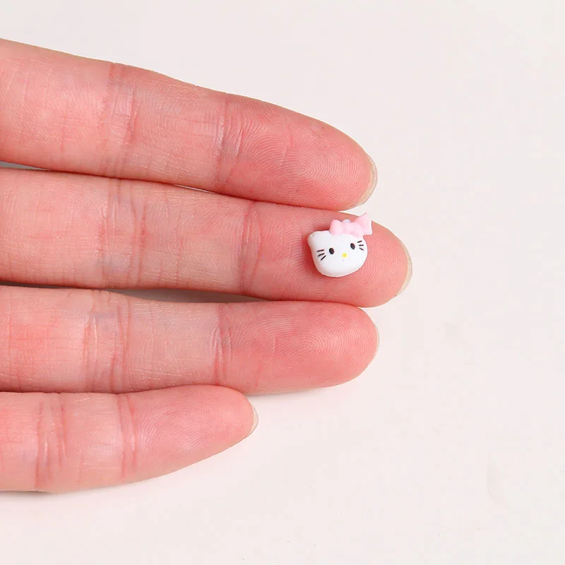 20pcs White Pink Hellokitty Head Resin Nail Charms Beauty Resin Flatback Cabochon Nail Art Decoration DIY Resin Nail Accessorie