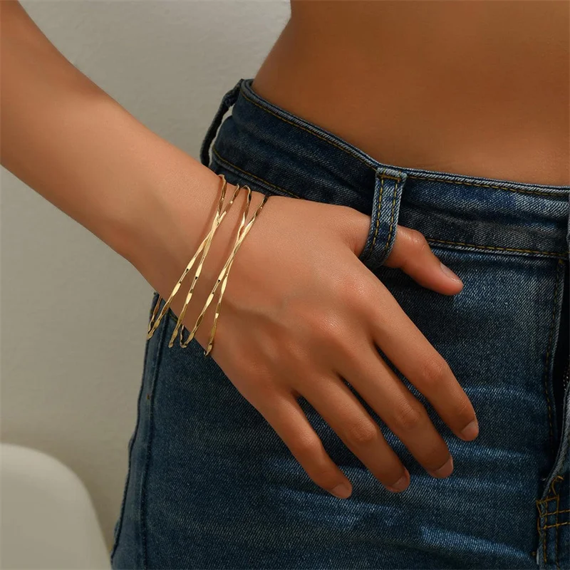 Multilayer Gold Color Cuff Bracelet For Women Punk Style Metal Bracelet Minist Design Ins Daily Wear Party Jewelry