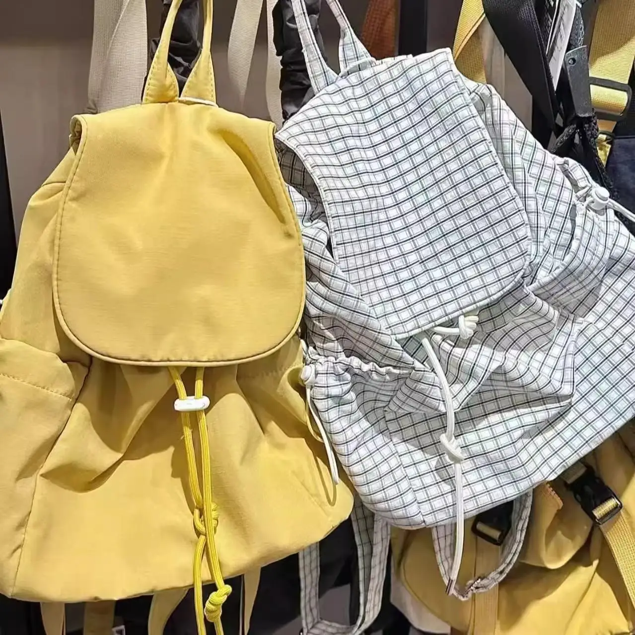 

Casual Art Backpack Ins Fashion Drawstring Pleated Schoolbag Internet Celebrity Nylon Large Capacity Backpack