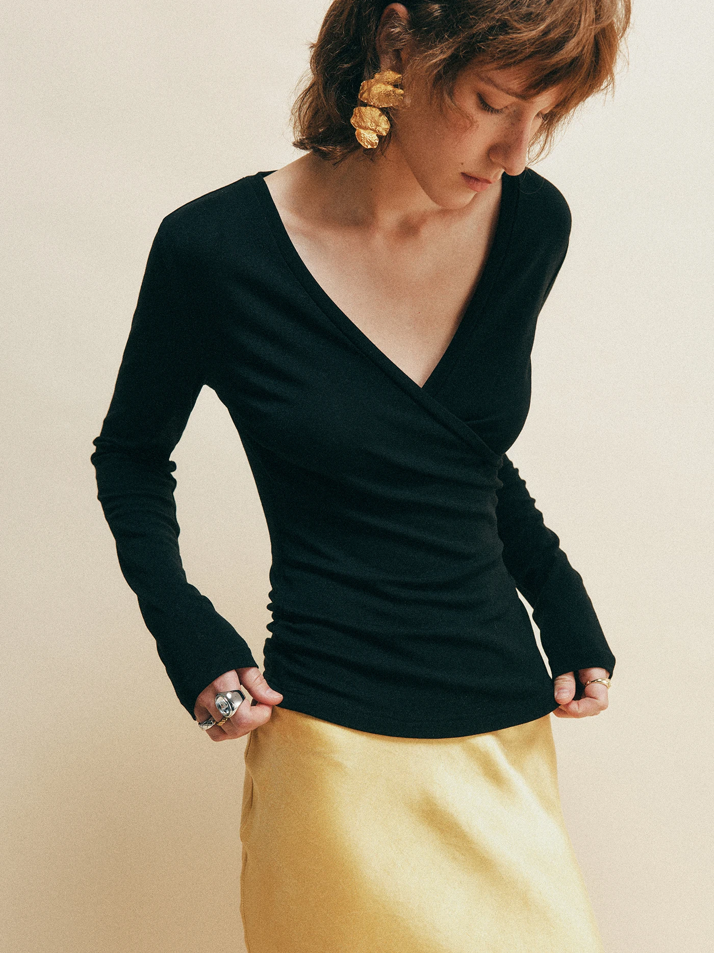 Slimming  Wool Knitted Long Sleeve V-Neck Gathered Waist Base Shirt Women's Fashion Soft Stretchy Daily Wear Top