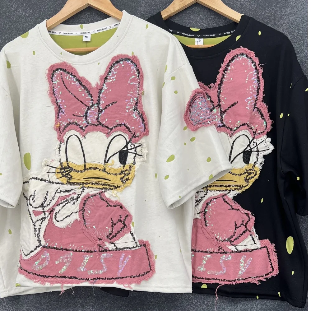 

Extra Large Cartoon Daisy Heavy Embroidery Distressed Patch American Style Short Sleeve T-Shirt For Women