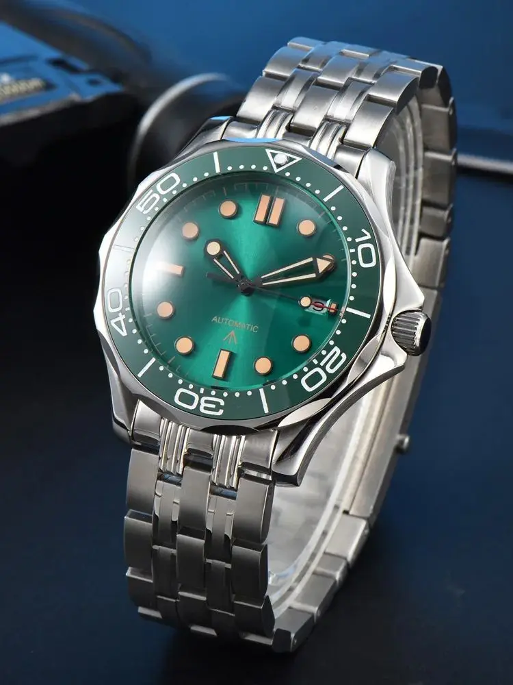 41MM Herren-Automatikuhr Top 007 Freizeit-Business-Mechanikuhr 8215 Uhr mit Keramikring und Stahlgehäuse