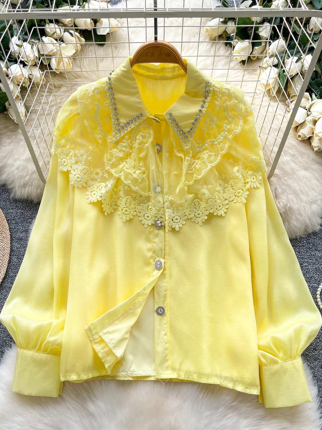 

Французская блузка с воротником и кружевом Y2K, расшитая бисером, с длинными рукавами, высококачественный женский топ с рюшами в придворном стиле, шифоновая ткань