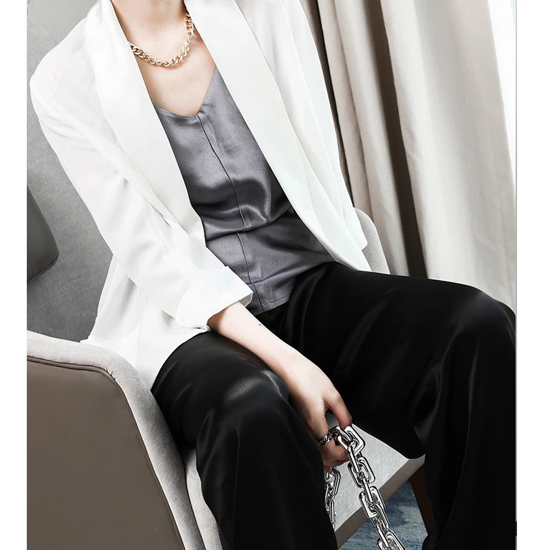 Damska marynarka biznesowa casual z satyny acetatowej, o unikalnym kroju, w stylu western, idealna do dojazdów do pracy.