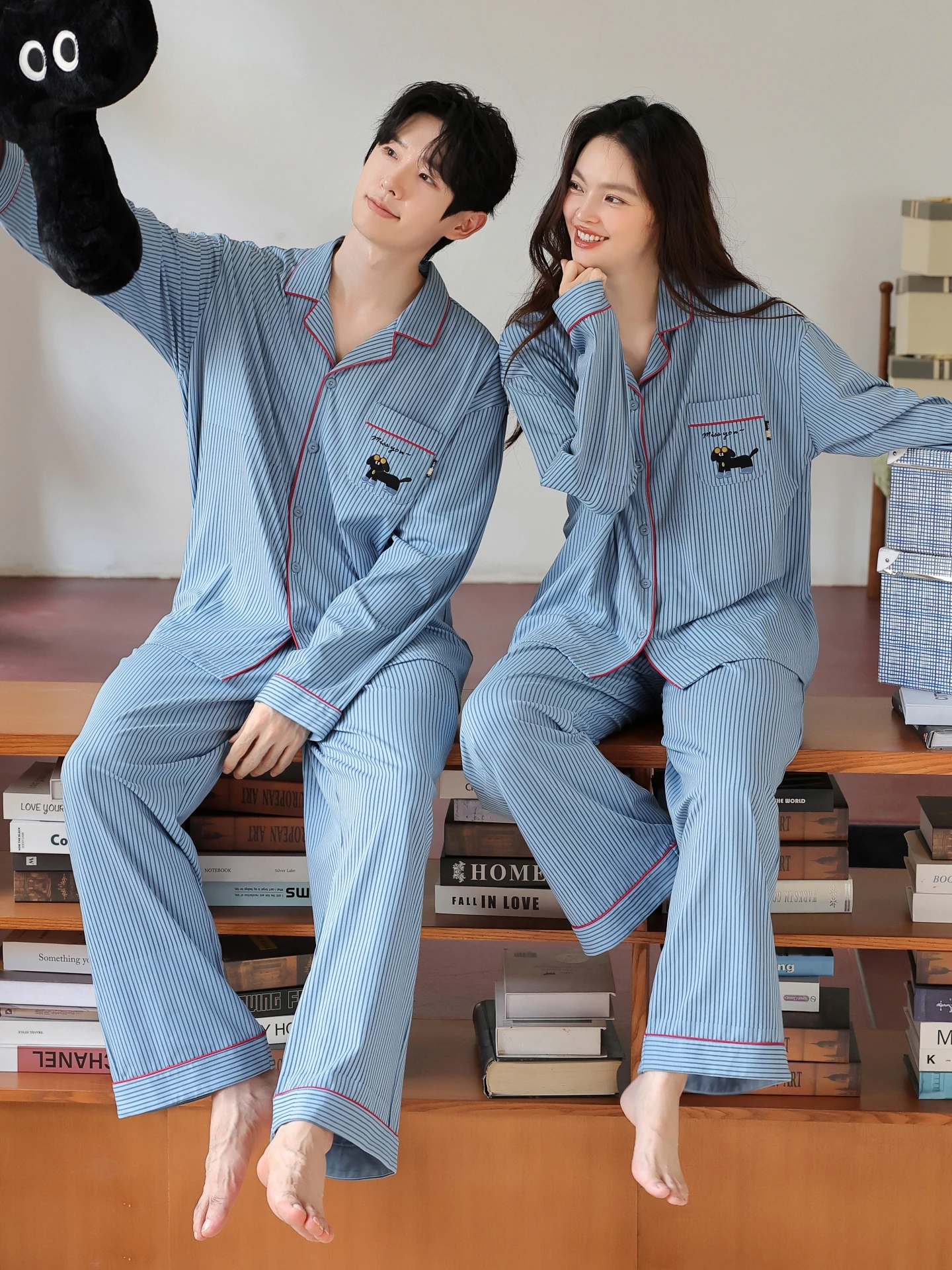 pyjamas-en-coton-pour-couples-manches-longues-ensemble-de-vetements-de-maison-pour-le-printemps-et-l'automne-vetements-de-nuit-mignons-a-rayures-pour-hommes-et-femmes