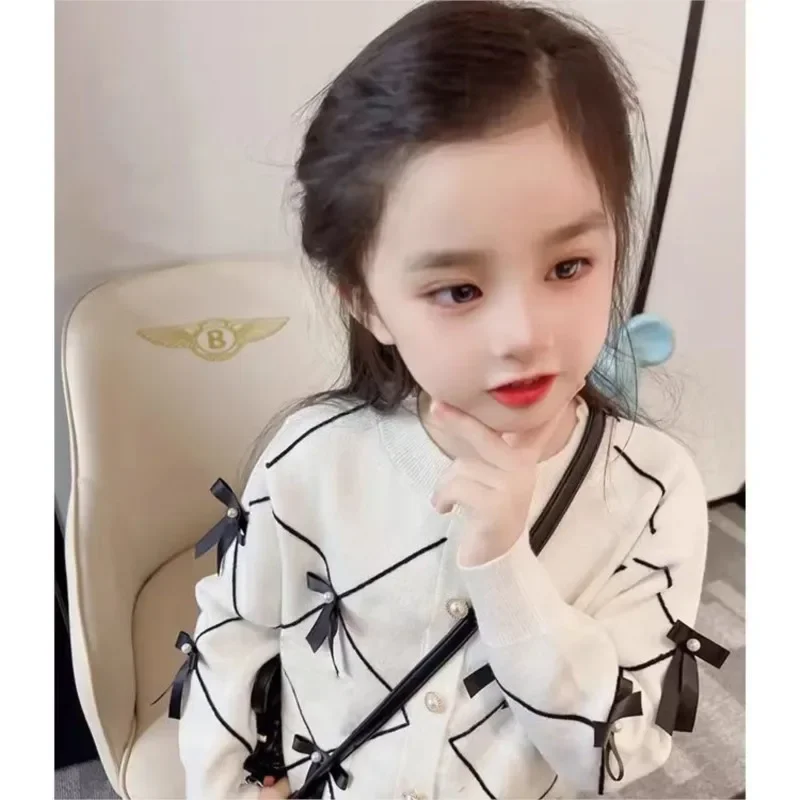 

2023 мягкие теплые вязаные свитера для маленьких девочек, кардиган для девочек, детские модные топы для принцесс на день рождения с бантом, куртки, детская вязаная одежда