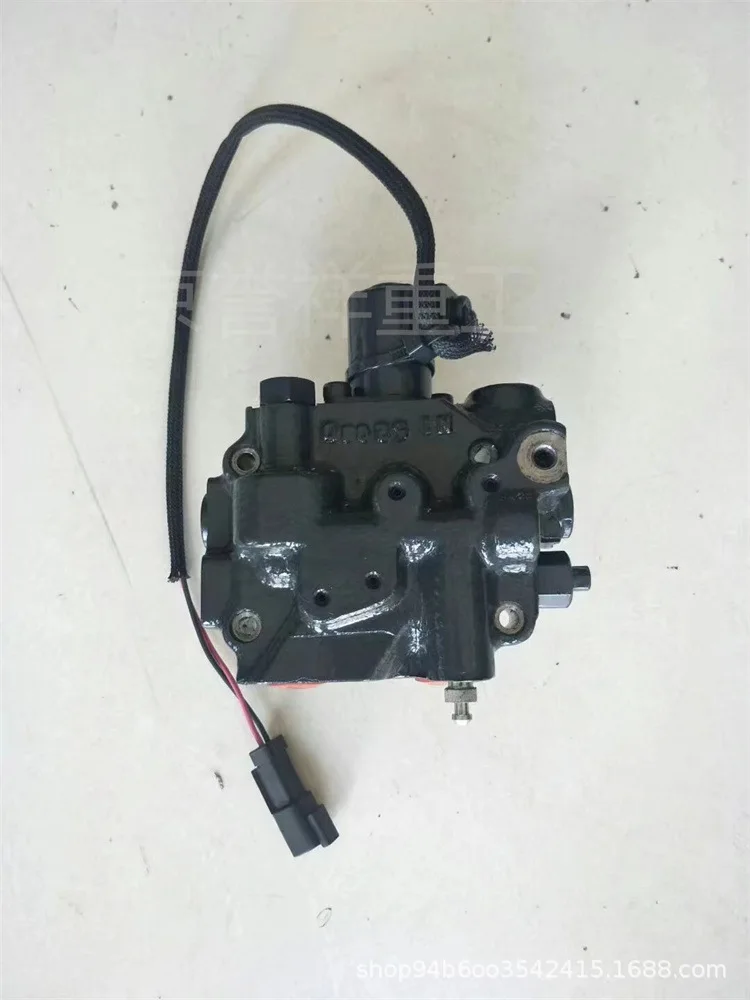 Original Parts of Excavator PC56-7 Hydraulic Pump Lifter 708-3S-03850