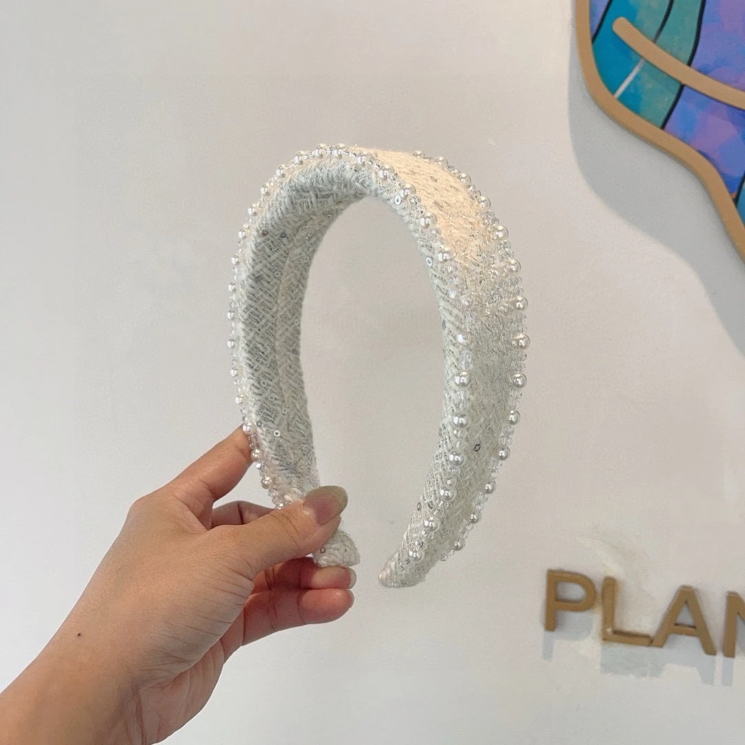 

Luxury Master Heavy Industry Wool Pearl Headband Wide-rim Head High Temperament Pressed Hair Light Luxury Hair Accessories