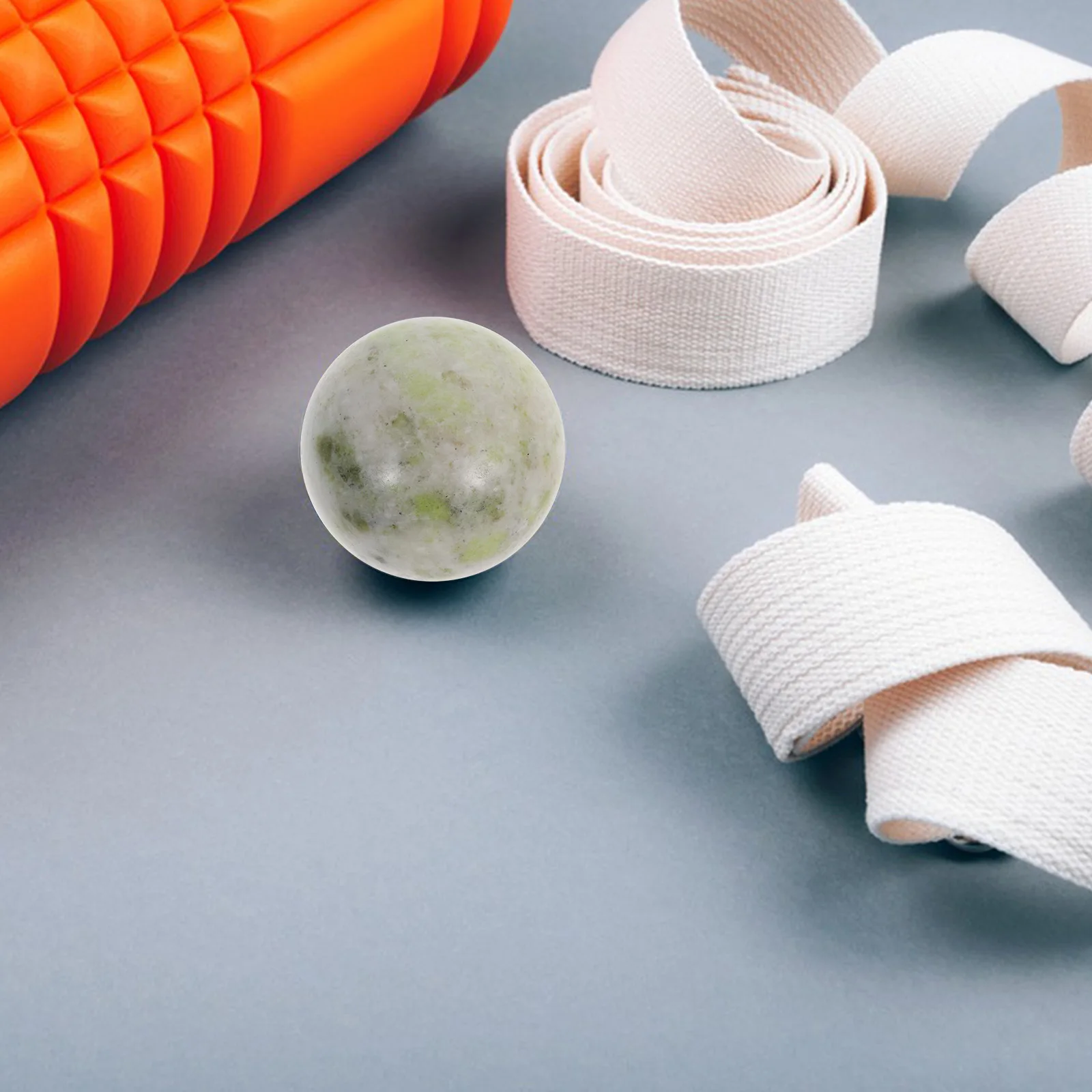 

2Pcs Natural Jade Exercise Balls Hand Massage Ball for Deep Tissue Relaxation Portable Therapy Tool for Finger Joint Exercise