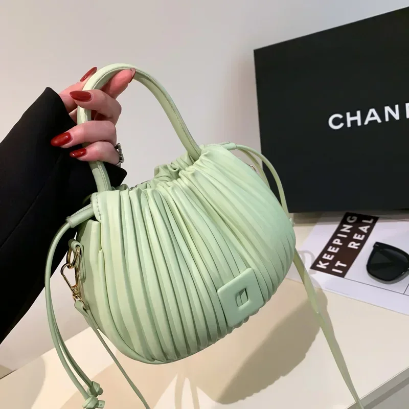

New Fashion Brand Design Crossbody Bag for Women Luxury Vintage Shoulder Handbag Female Tote Bag Casual PU Leather Bucket Bag