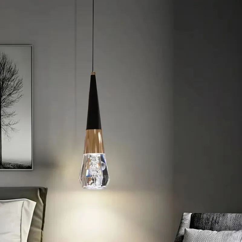 مصباح معلق من الأكريليك على شكل فقاعات LED متكامل باللون الأسود والذهبي، تركيبات إضاءة جزيرة غرفة الطعام الحديثة المضيئة