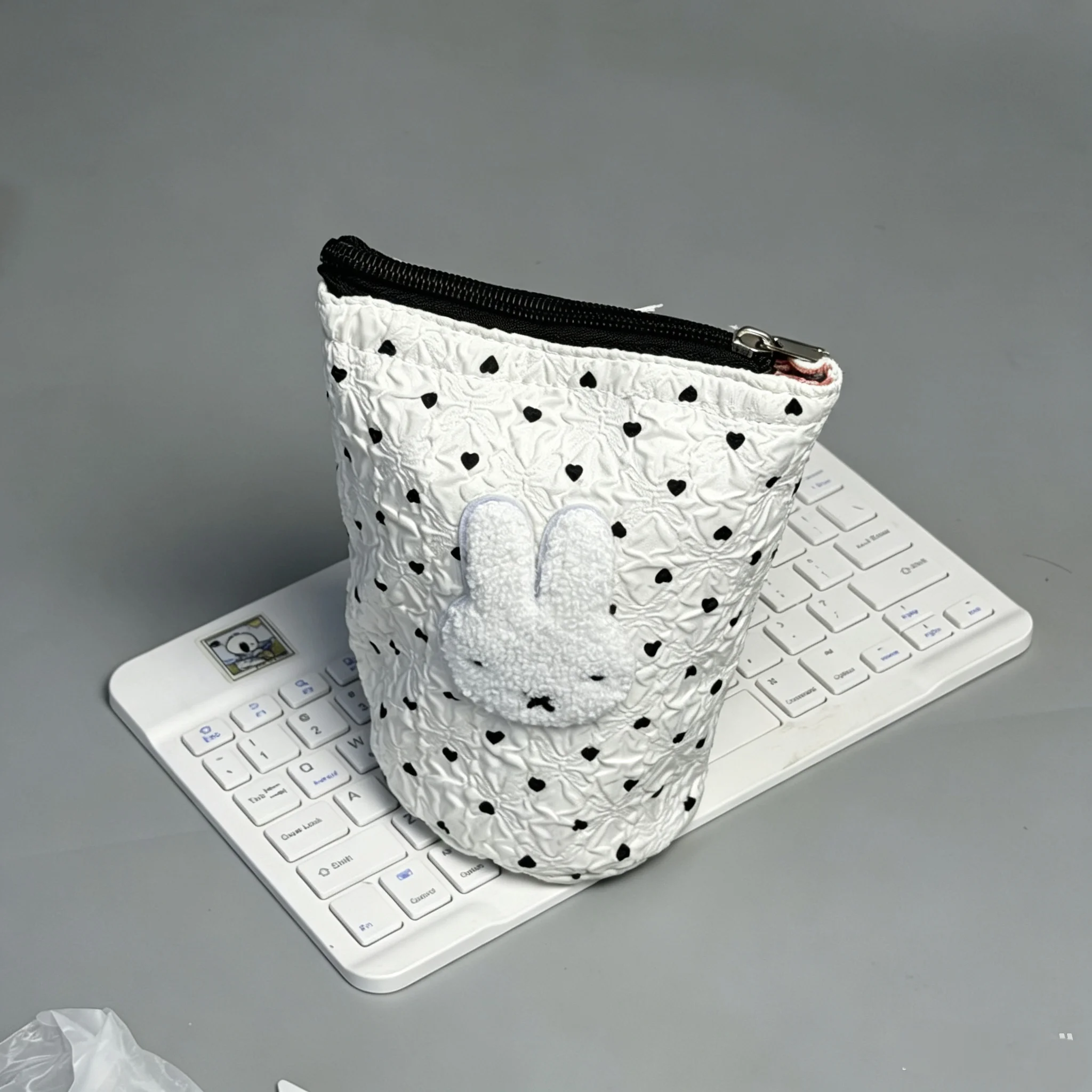 Пенал Miffy белый в горошек, м – обзор и цена Pencil Case Large
