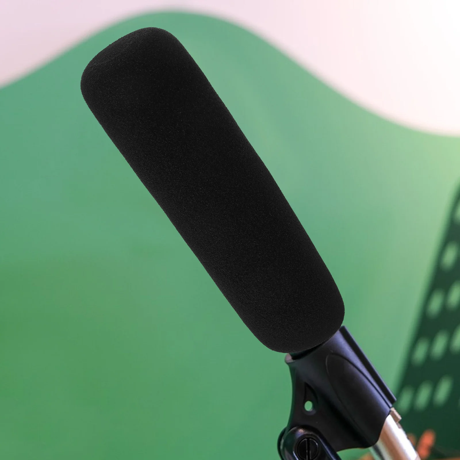 

Thickened Sponge Microphone Cover L Size Reliable Windproof Mic Protector for Stage Conference and Interviews Mic Accessory