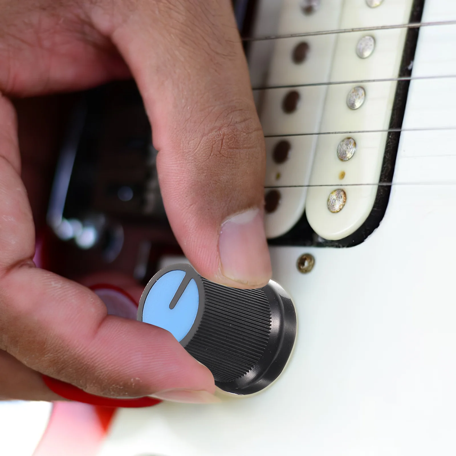 

100Pcs 6Mm Instrument Volume Knobs Fine Workmanship Fashionable Design Electric Guitar Volume Control Knob Guitar Knobs