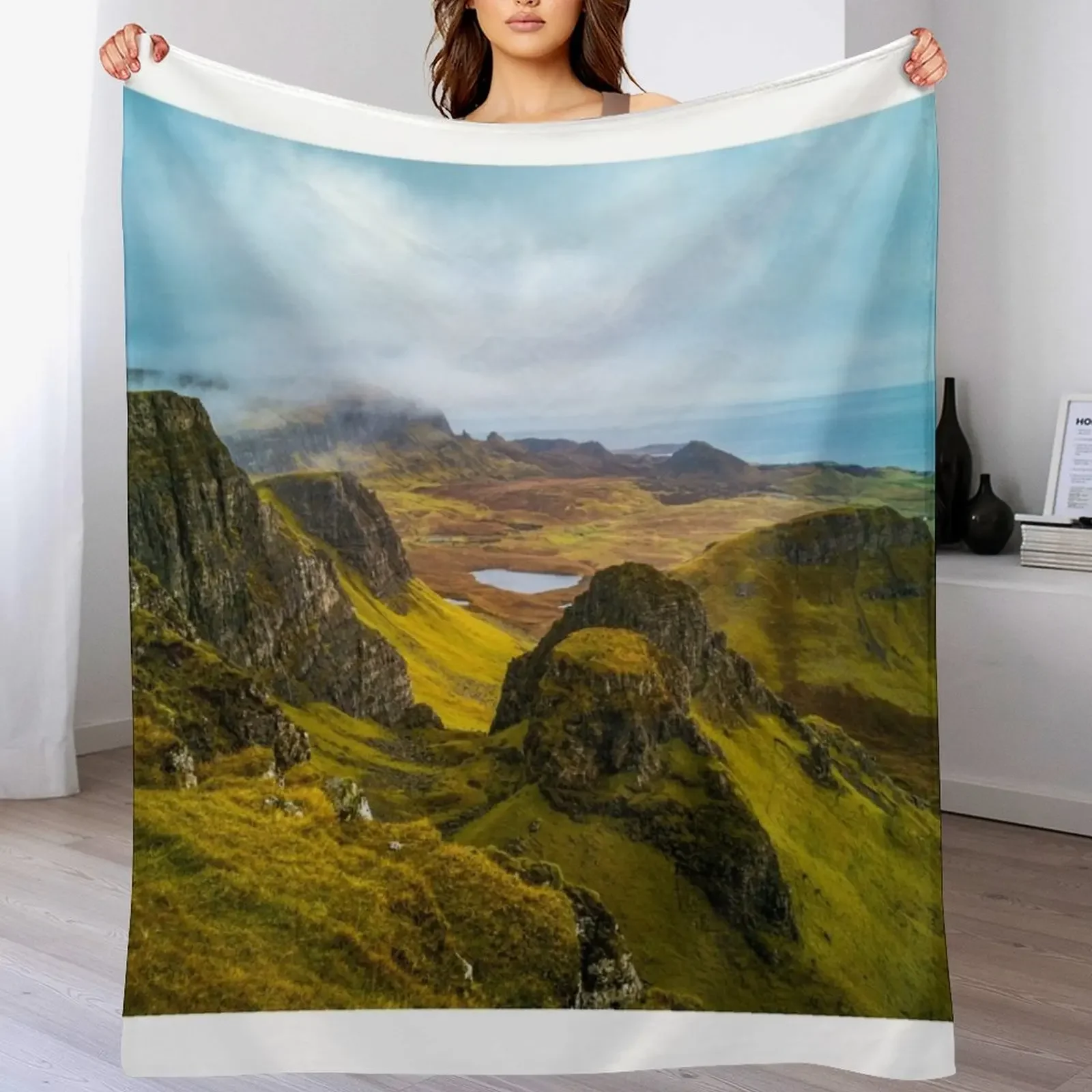

Isle of Skye Throw Blanket Modern Design Soft Blanket for Home Decor