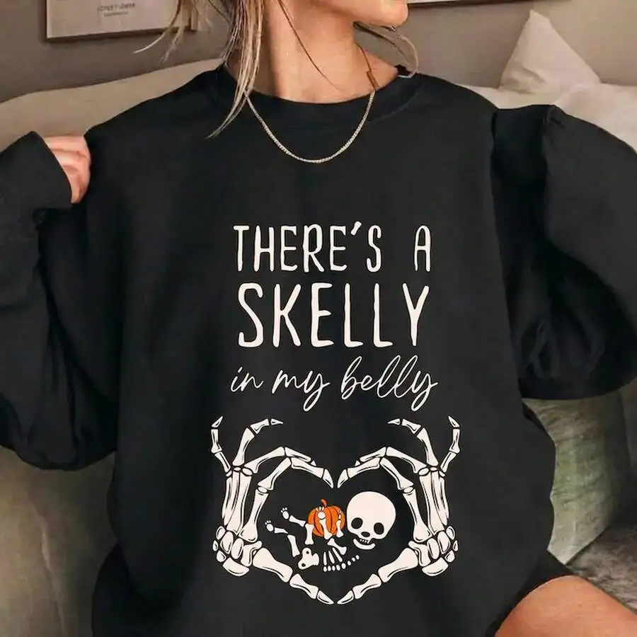 Halloween Pregnancy Announcement Sweatshirt Women Skelly In My Belly Graphic Crewneck Cute Baby Skeleton Heart Hands Pullover