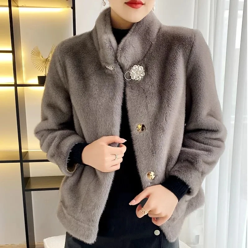 High-end Women Fur Coat Faux Mink Velvet Overcoat 2023 New Female Thickened Fur Integrated Warm Coats Femme Short Top Winter