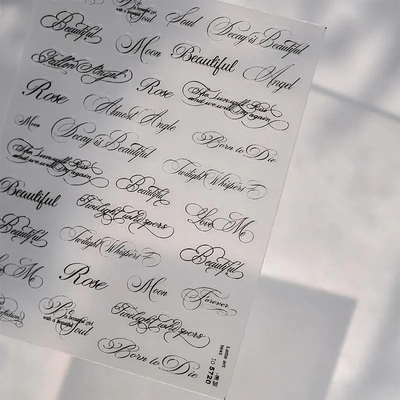 Schwarz-Weiße Englische Buchstaben Nagelaufkleber Selbstklebende Nageldekorationen DIY Französisches Nageldesign Aufkleber Maniküre – Detail 5
