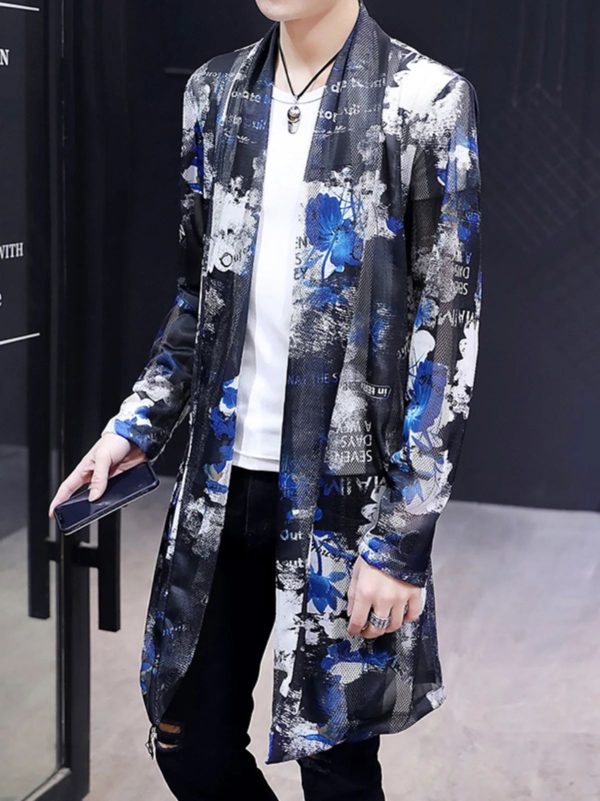 

Men's Summer Thin Outerwear Loose Breathable Printed Jaet Me Hollow out Long Sve Windbreaker Polyester Fiber Youth Sle