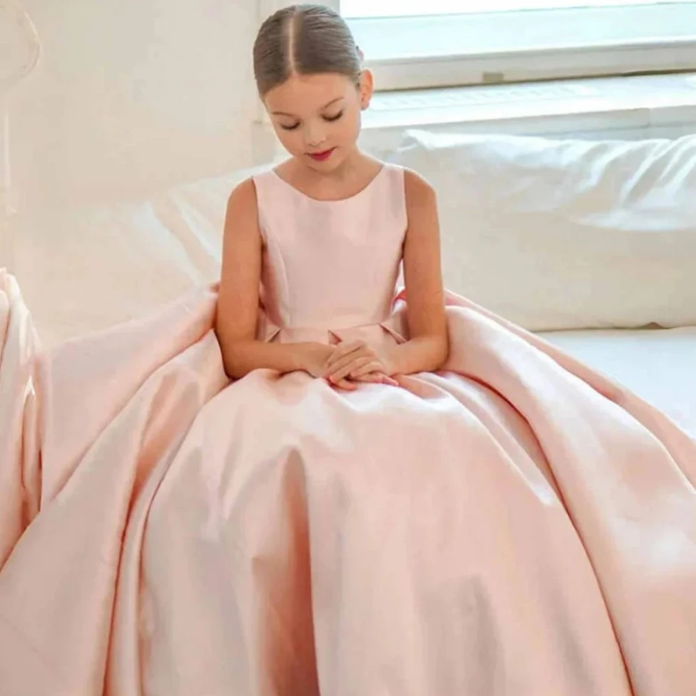 

Pink Flower Girl Dresses Customized Sccop Neck Sleeveless Birthday Party Ball Gown with Bow Back Pageant Princess Kids Gown