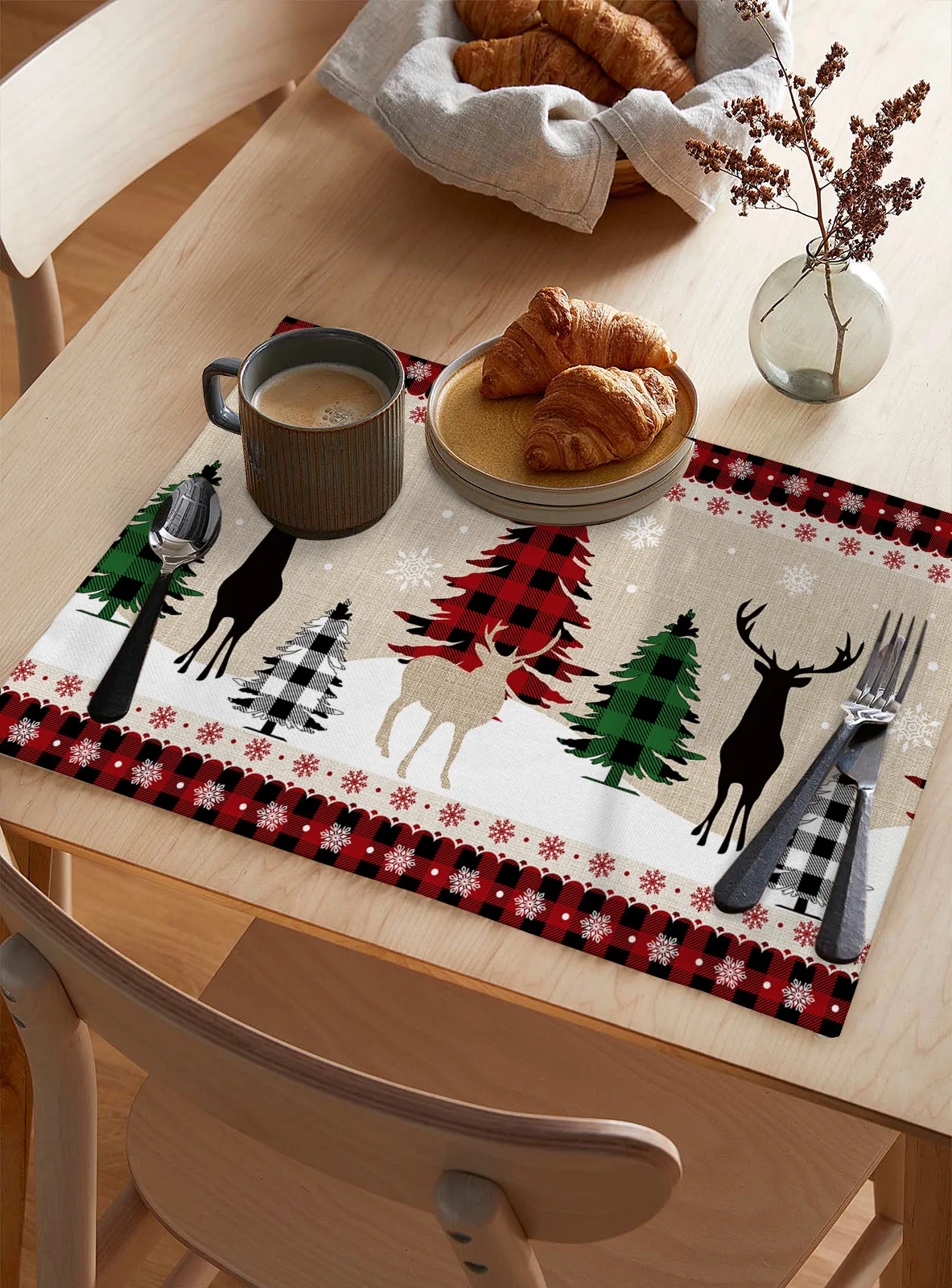 Christmas Tree Snowflake Elk Kitchen Dining Table Decor Accessories 4/6pcs Placemat Heat Resistant Linen Tableware Pads Mats