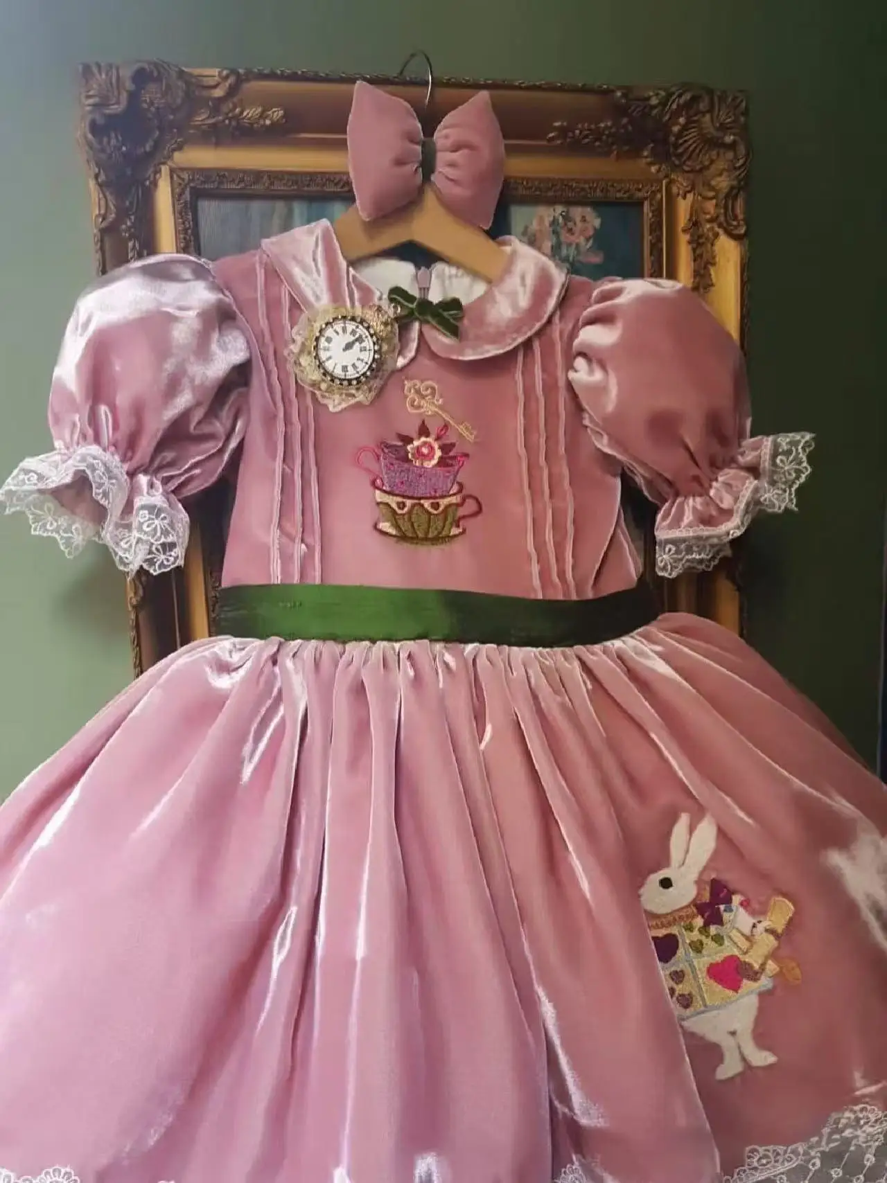 

0-12Y Baby Girl Autumn Alice Rabbit Embroidery Pink Velvet Dress for Birthday Holiday Photography Casual C299